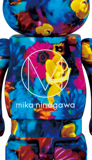 Mika Ninagawa Anemone Bearbrick 400%+100% - Eye For Toys